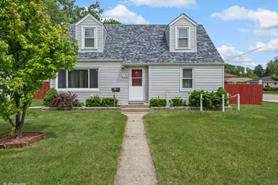 276 E Fullerton Avenue, Northlake, IL 60164 - Photo 1