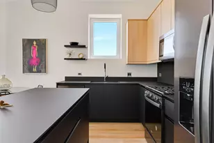 280 Stonington Dr, Bloomingdale, IL 60108 - Photo 2