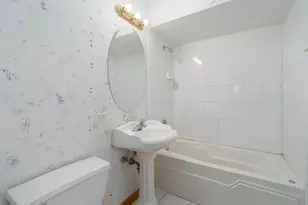 5242 W 79th St, Burbank, IL 60459 - Photo 18