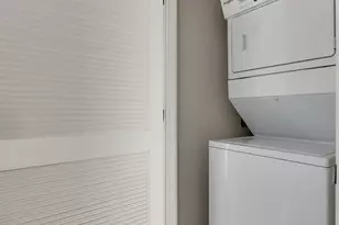 284 Stonington Dr, Bloomingdale, IL 60108 - Photo 10