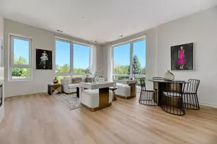 284 Stonington Dr, Bloomingdale, IL 60108 - Photo 6