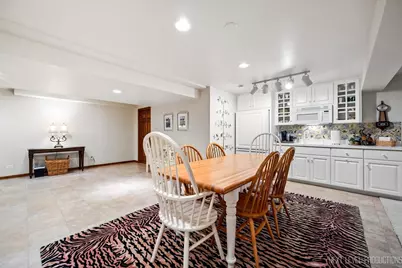 1919 Waverly Circle, Saint Charles, IL 60174 - Photo 28