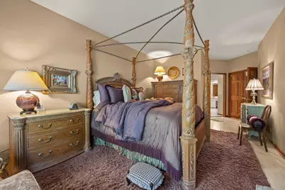 1919 Waverly Circle, Saint Charles, IL 60174 - Photo 16