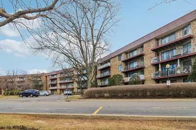 5450 Astor Lane #104, Rolling Meadows, IL 60008 - Photo 2