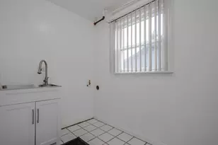 18940 Baker Ave, Country Club Hills, IL 60478 - Photo 10