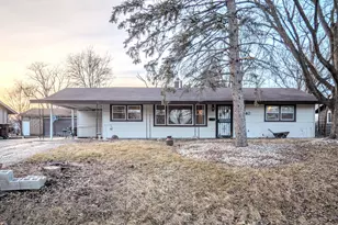 18940 Baker Ave, Country Club Hills, IL 60478 - Photo 1