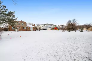 7816 Dorchester Ln, Darien, IL 60561 - Photo 36