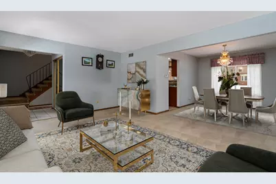 7816 Dorchester Lane, Darien, IL 60561 - Photo 4