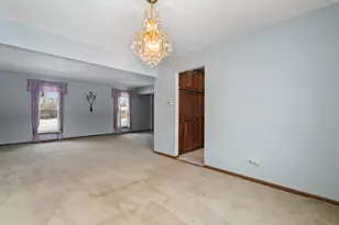 7816 Dorchester Ln, Darien, IL 60561 - Photo 20