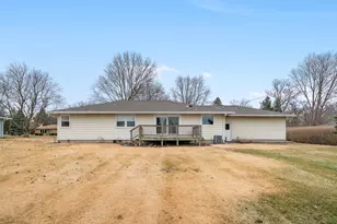 917 Sunset Ave, Earlville, IL 60518 - Photo 30