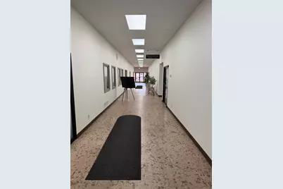 613 1st Street #107, Lasalle, IL 61301 - Photo 2