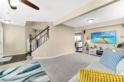 1384 Roxbury Drive, Aurora, IL 60502 - Photo 20