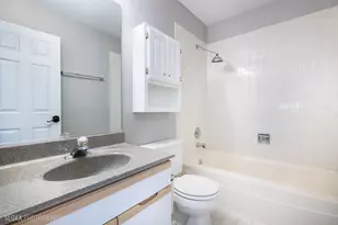 2342 Hamilton Pl, Schaumburg, IL 60194 - Photo 4