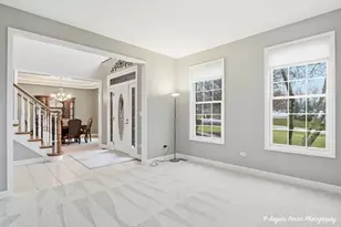 1801 Anthony Ln, McHenry, IL 60051 - Photo 8