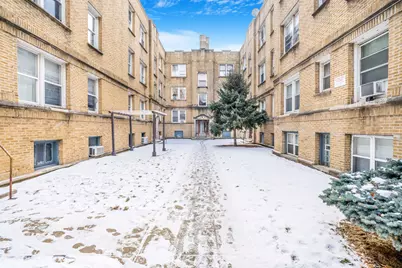 1707 W Wallen Avenue #2G, Chicago, IL 60626 - Photo 2