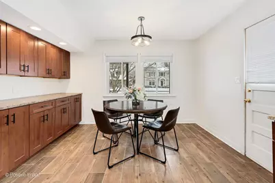 850 S Saylor Avenue, Elmhurst, IL 60126 - Photo 6