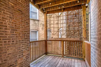 3725 W Byron Street #1, Chicago, IL 60618 - Photo 14