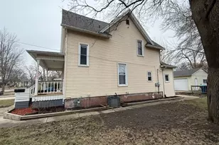 316 W Henry St, Pontiac, IL 61764 - Photo 52