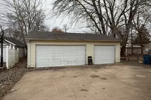 316 W Henry St, Pontiac, IL 61764 - Photo 58