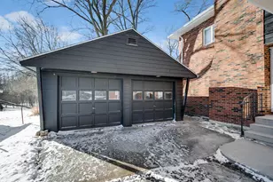411 Suwanee St, Park Forest, IL 60466 - Photo 32