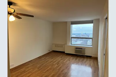 1355 N Sandburg Terrace #1903, Chicago, IL 60610 - Photo 4