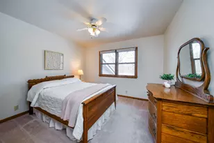 38 Walnut Creek Ln, Oswego, IL 60543 - Photo 12