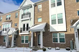 6257 Sandbelt Dr, Woodridge, IL 60517 - Photo 1