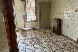 6951 S Princeton Ave, Chicago, IL 60621 - Photo 4