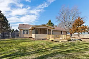 1004 Portsmouth Dr, Rockford, IL 61102 - Photo 46