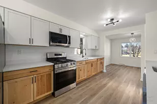 1004 Portsmouth Dr, Rockford, IL 61102 - Photo 16