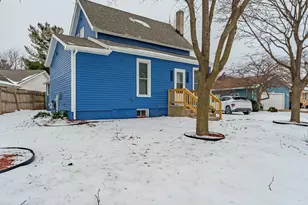 214 S Prospect St, Marengo, IL 60152 - Photo 2