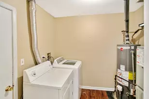 3382 Fox Hill Rd, Aurora, IL 60504 - Photo 14