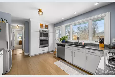 170 Alschuler Drive, Aurora, IL 60506 - Photo 6