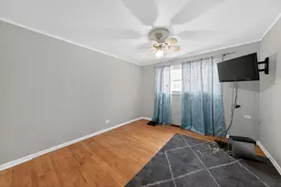 7315 Arcadia St, Morton Grove, IL 60053 - Photo 8
