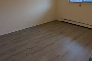 8500 S 85th Ct, Hickory Hills, IL 60457 - Photo 6