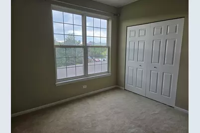 149 N Waters Edge Drive #F, Glendale Heights, IL 60139 - Photo 10