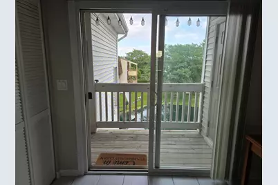 149 N Waters Edge Drive #F, Glendale Heights, IL 60139 - Photo 6