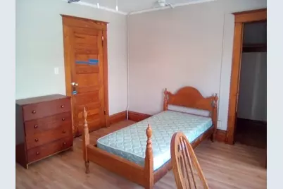 226 W Locust Street, Dekalb, IL 60115 - Photo 16