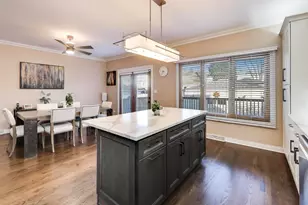 3233 N Ozanam Ave, Chicago, IL 60634 - Photo 10