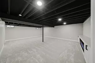 82 Ashlawn Ave, Oswego, IL 60543 - Photo 14