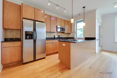 1529 N Artesian Avenue #3N, Chicago, IL 60622 - Photo 8