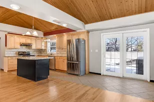 25216 River Rd, Lake Barrington, IL 60010 - Photo 8