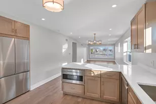 4500 N Ozanam Ave, Norridge, IL 60706 - Photo 18