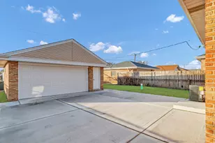 4500 N Ozanam Ave, Norridge, IL 60706 - Photo 6