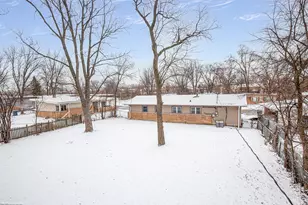 128 Algonquin St, Park Forest, IL 60466 - Photo 16