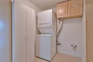 1745 Pavilion Way, Park Ridge, IL 60068 - Photo 18