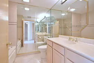 1745 Pavilion Way, Park Ridge, IL 60068 - Photo 24