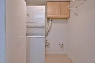 1745 Pavilion Way, Park Ridge, IL 60068 - Photo 22