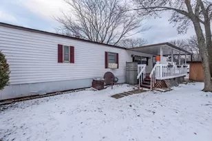 3268 Meadow Dr, Park City, IL 60085 - Photo 22