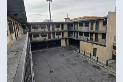 7621 S Cottage Grove Avenue, Chicago, IL 60619 - Photo 4